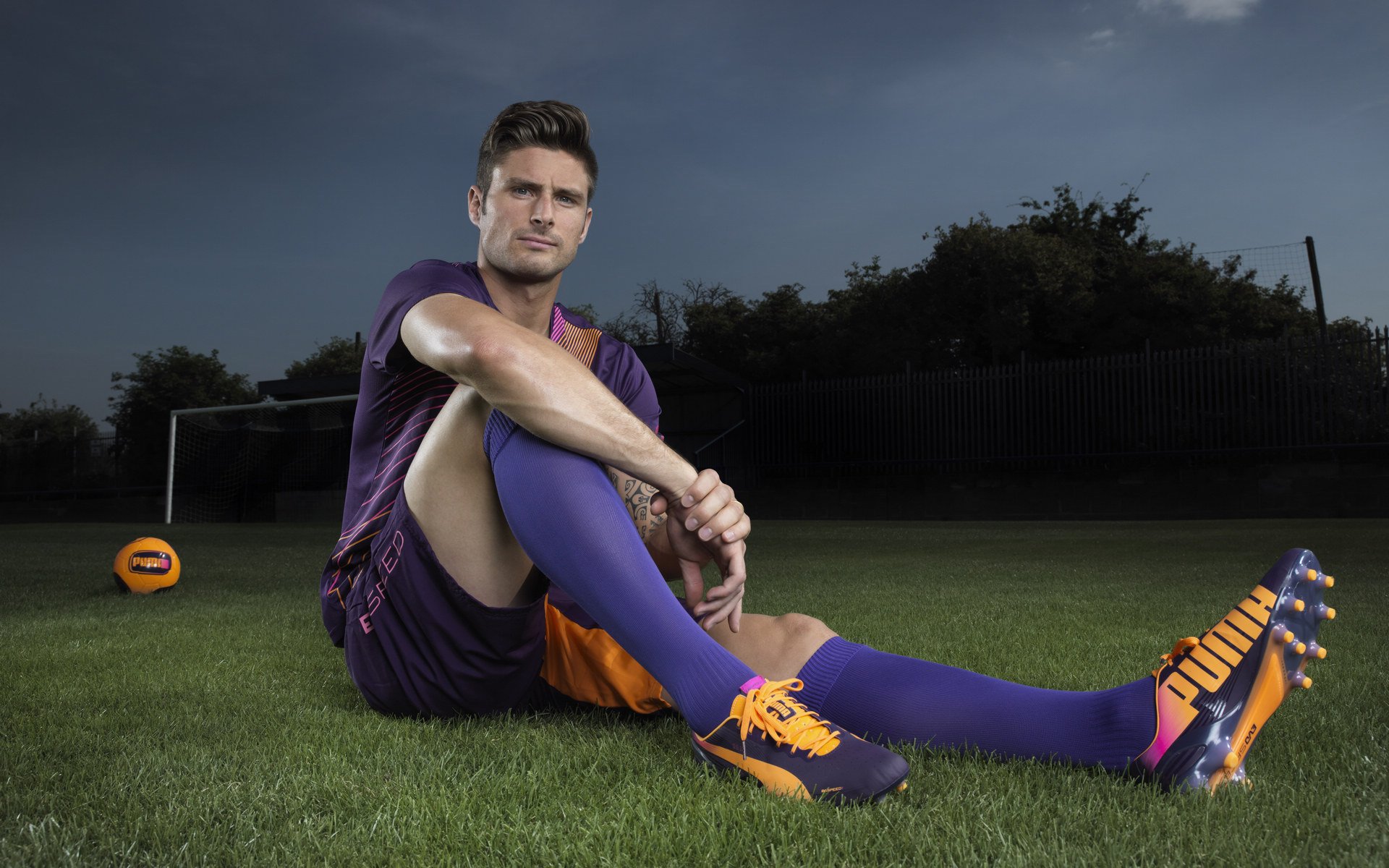 九游游戏-塞内加尔队门将费尔南德斯在巴黎奥运会上展现出高水平的扑救能力